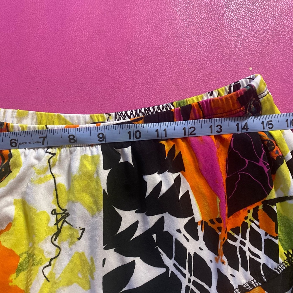 Colorful skirt in women’s medium